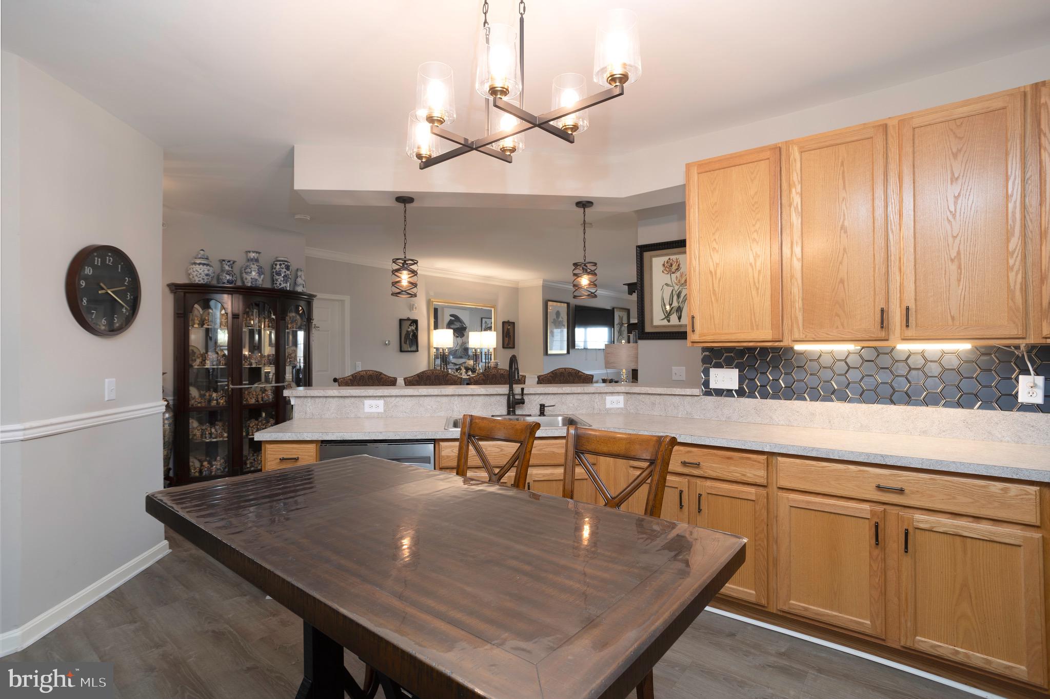 DEEP HARBOUR - Residential