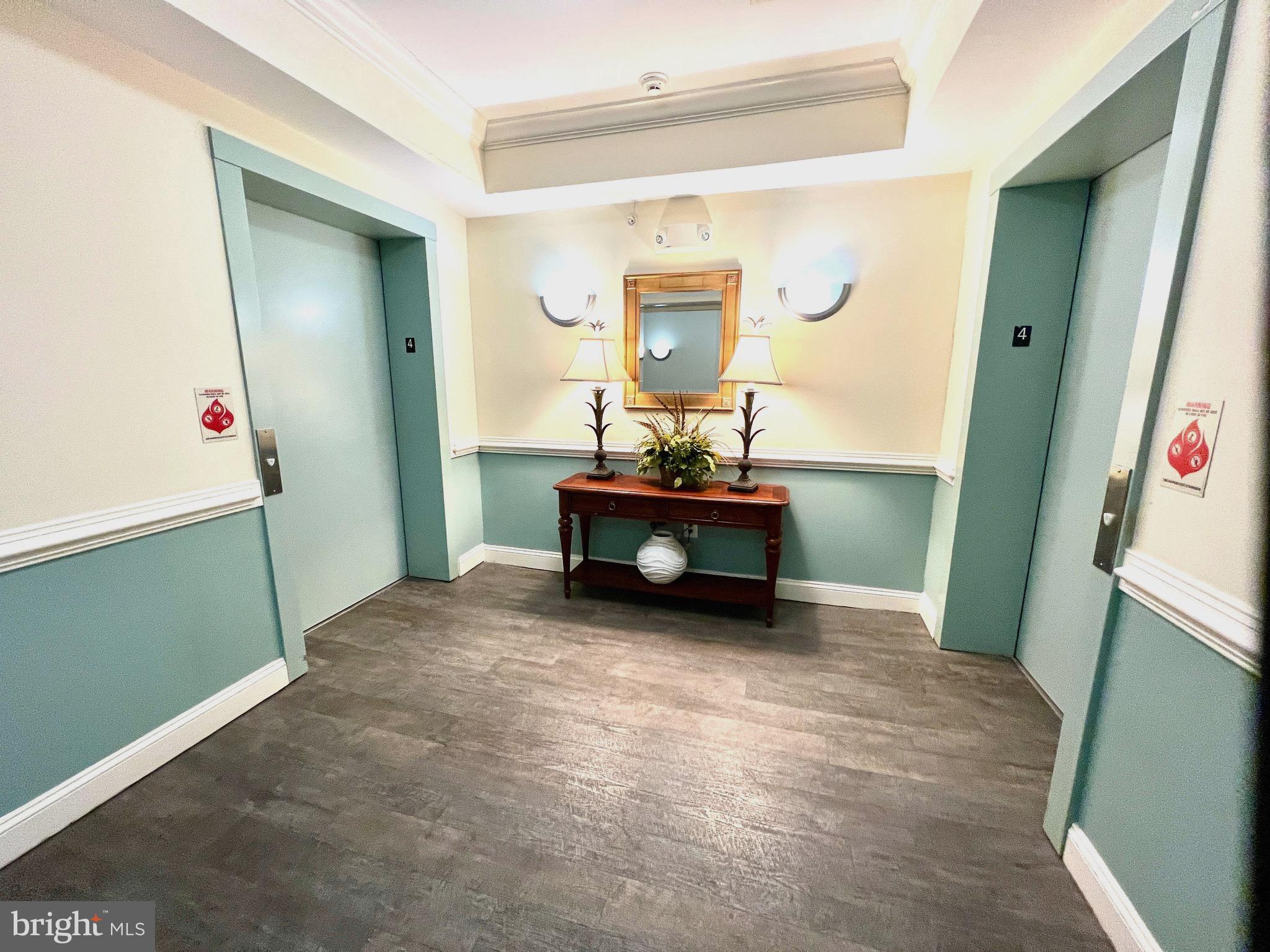 DEEP HARBOUR - Residential