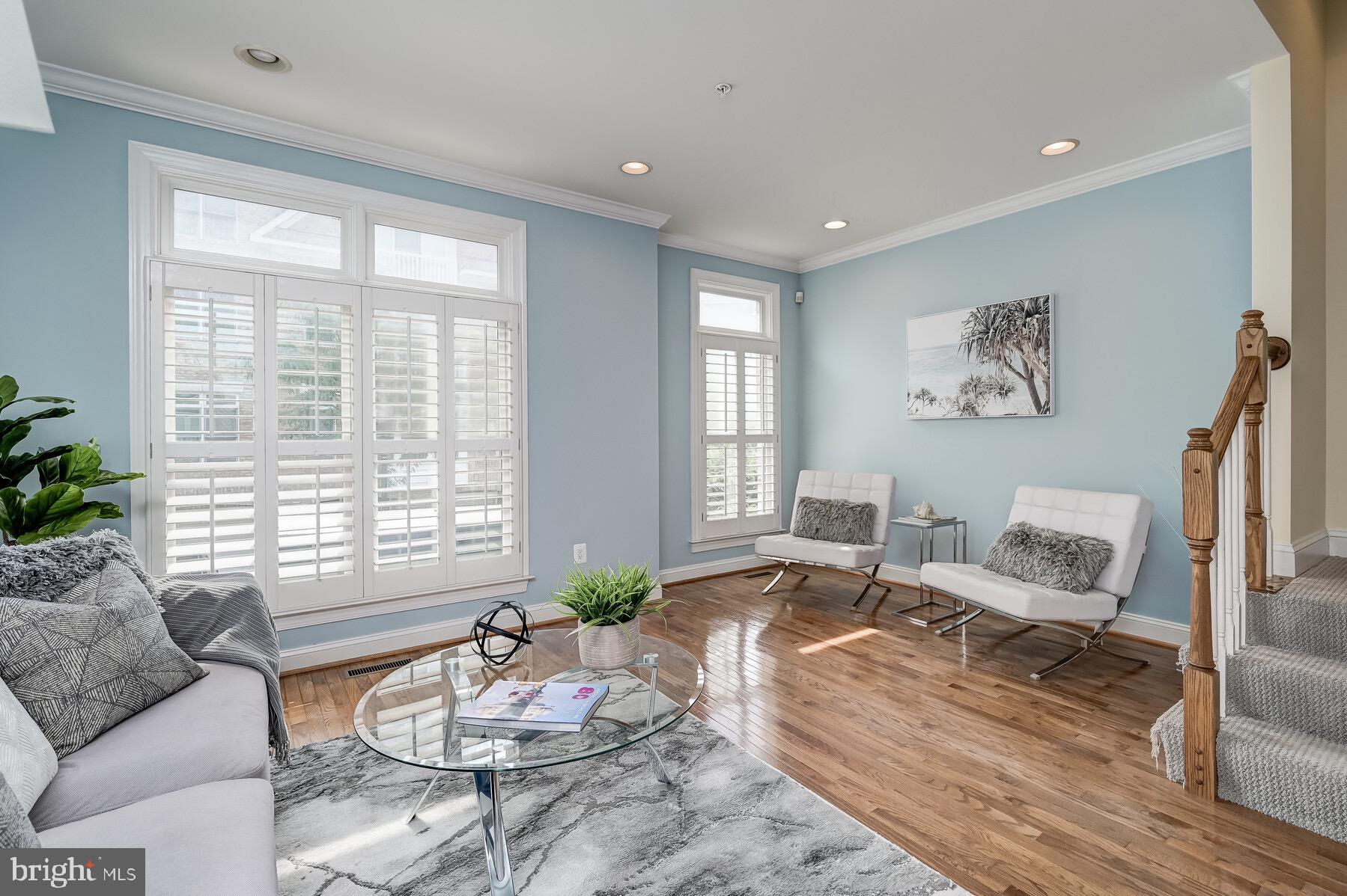 HARBORVIEW - Residential Lease