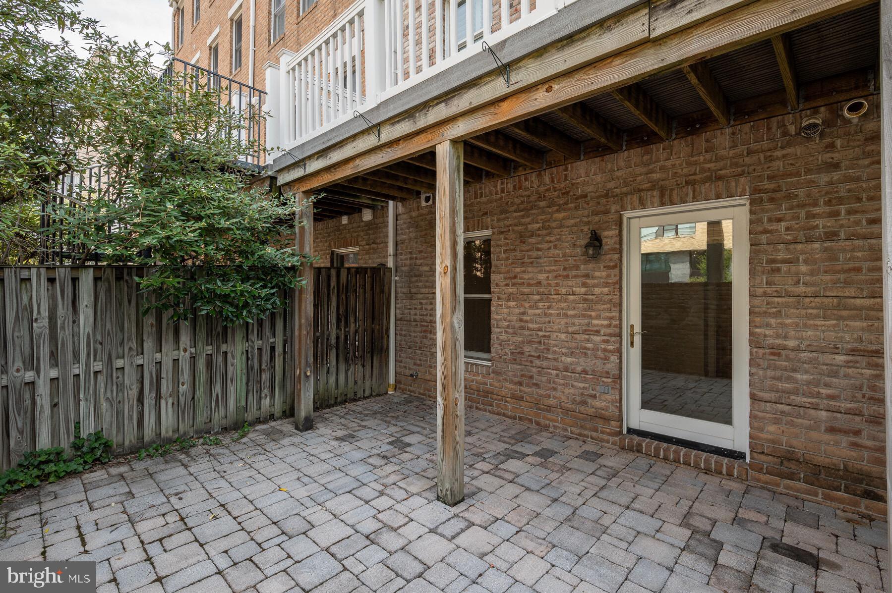 HARBORVIEW - Residential Lease