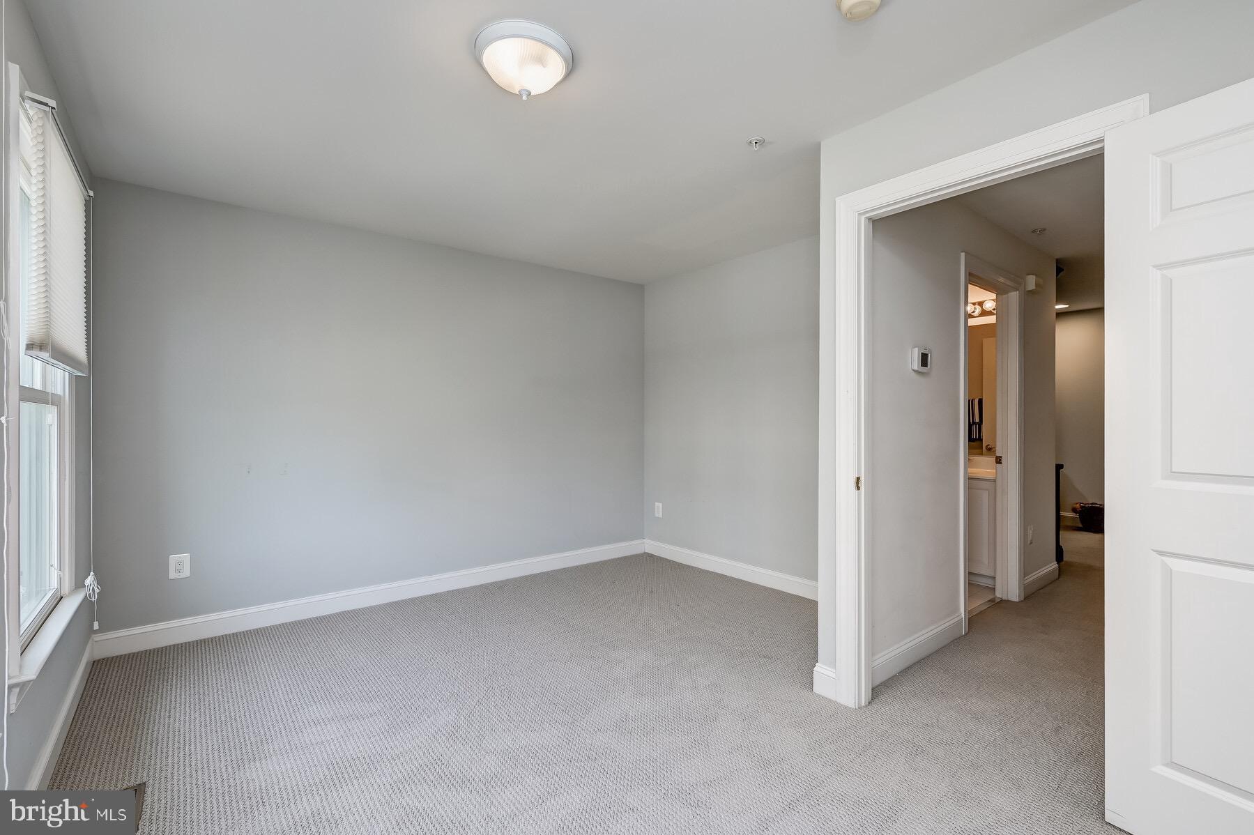 HARBORVIEW - Residential Lease