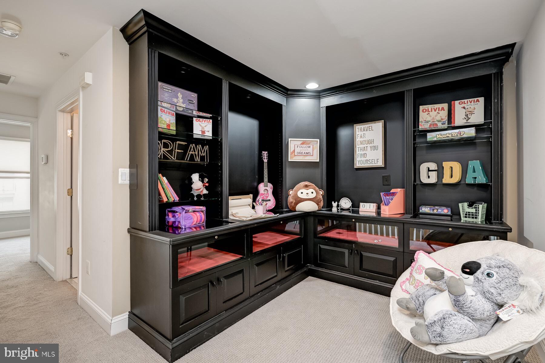 HARBORVIEW - Residential Lease