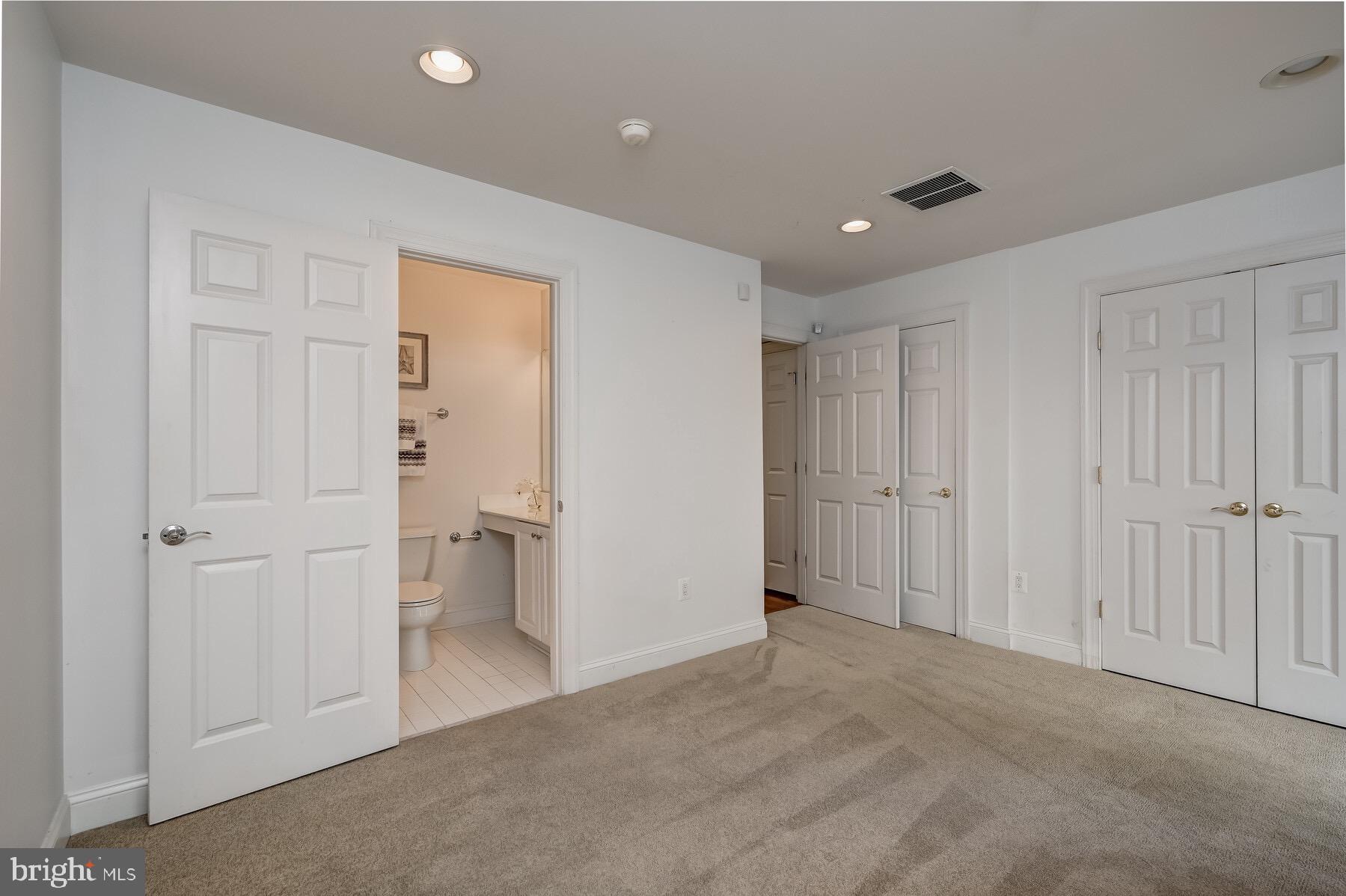 HARBORVIEW - Residential Lease