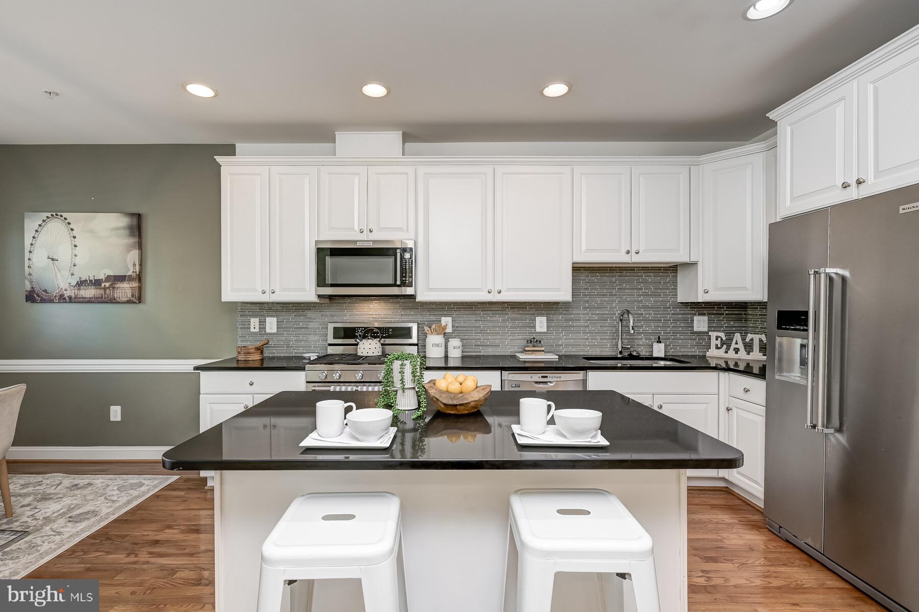 HARBORVIEW - Residential Lease