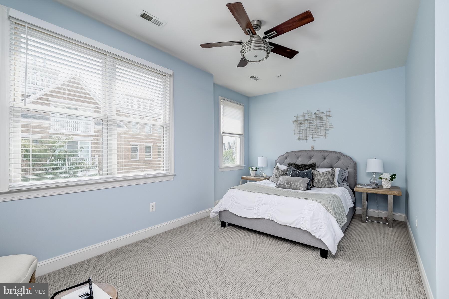 HARBORVIEW - Residential Lease