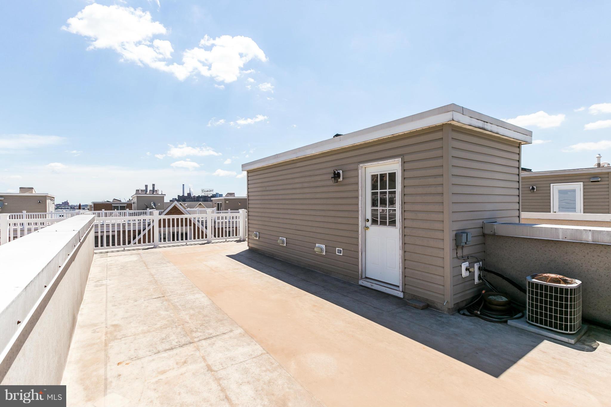 HARBORVIEW - Residential Lease