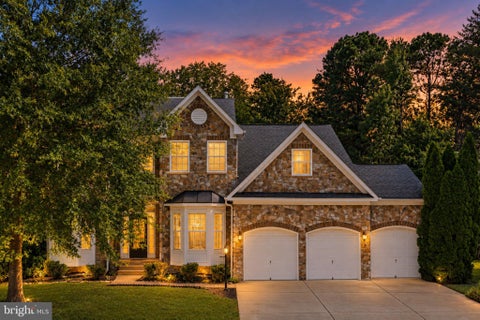 Homes For Sale - 8221 Anglers Edge Court<br/> Anne Arundel County, GLEN BURNIE, MD 21060
