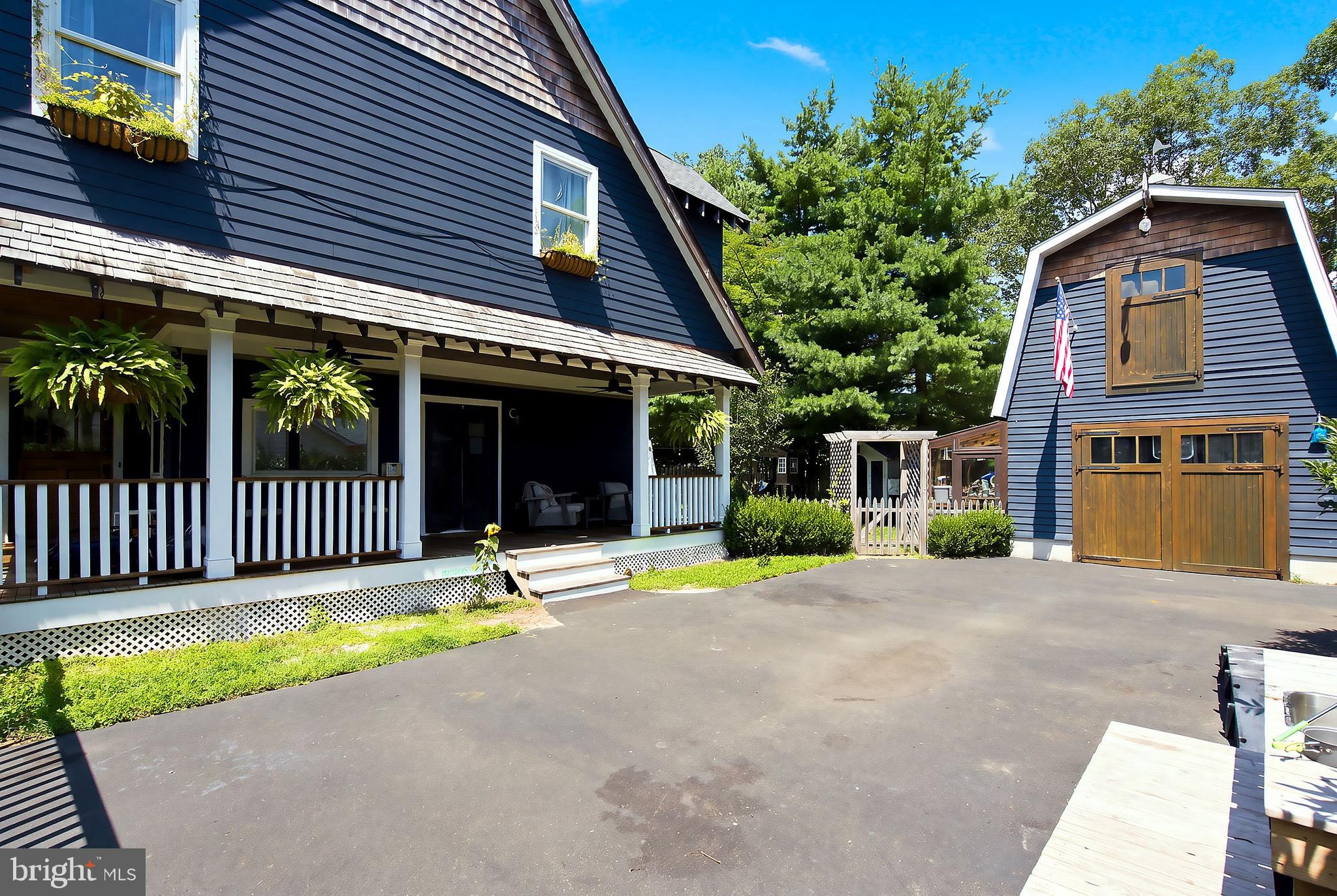 446 CAPE BRETON COURT