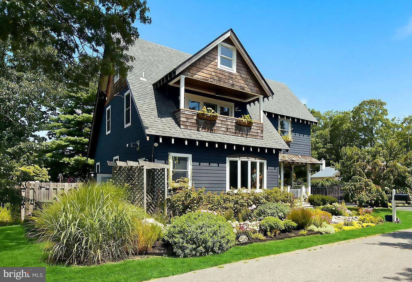 446 CAPE BRETON COURT