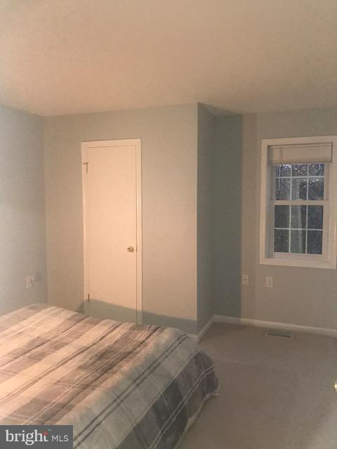 LAKE RIDGE - Residential Lease