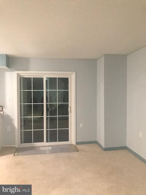 LAKE RIDGE - Residential Lease