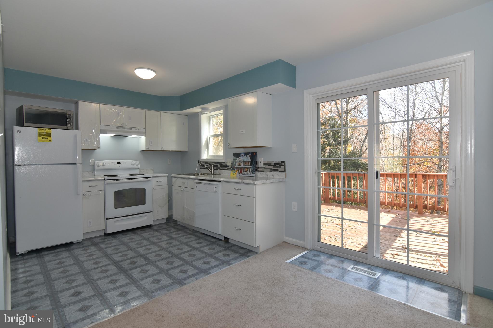 LAKE RIDGE - Residential Lease