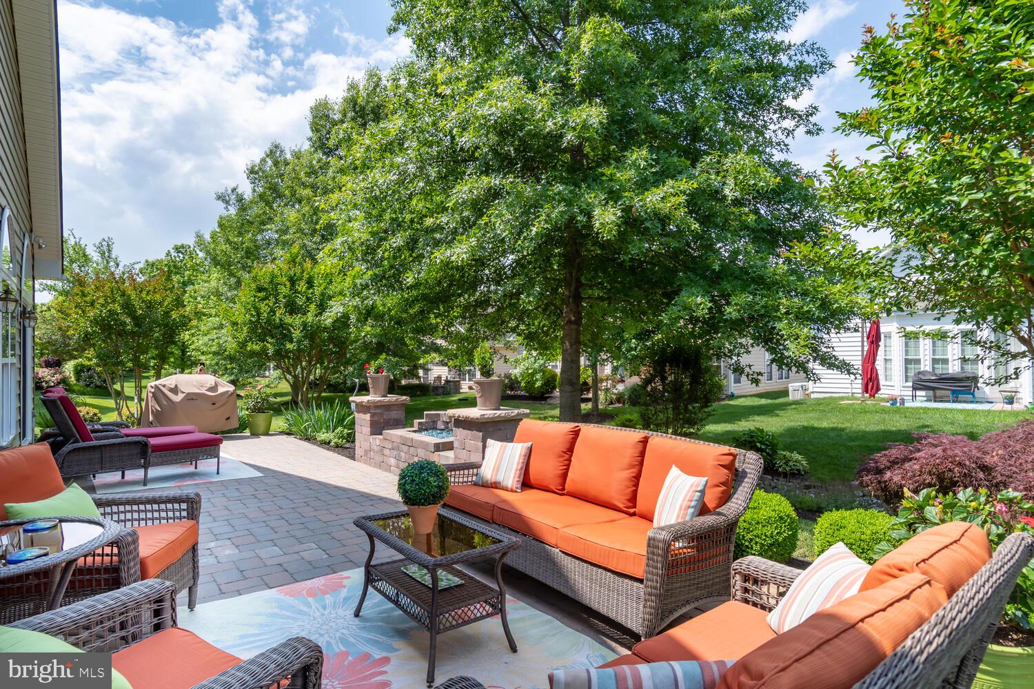 SYMPHONY VILLAGE AT CENTREVILLE - Residential