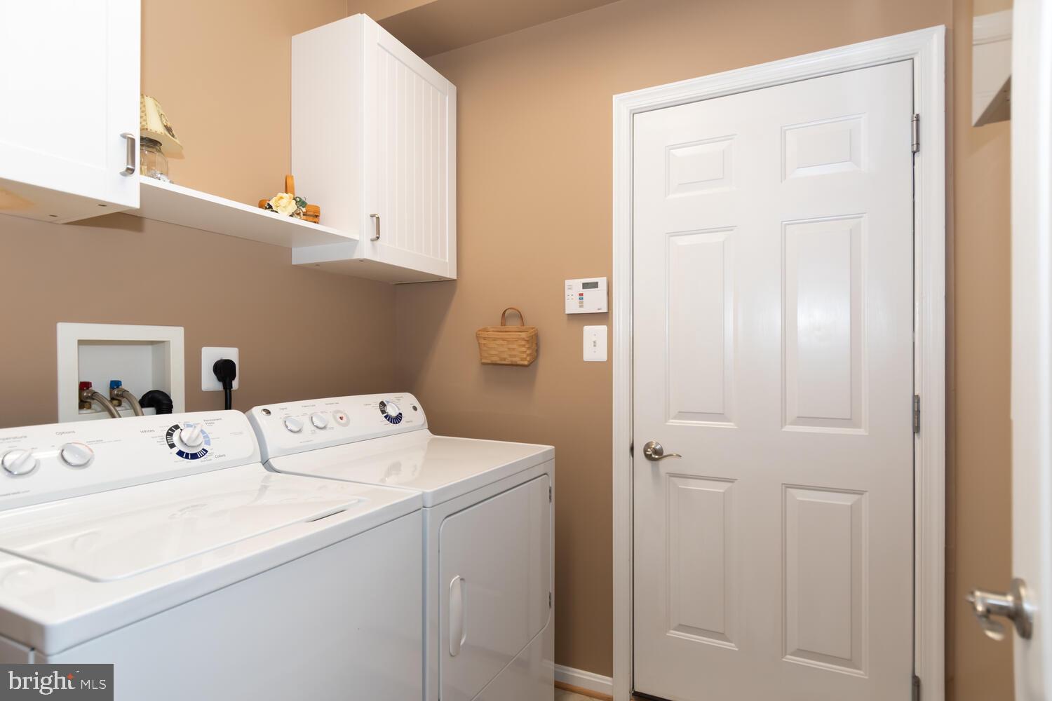 SYMPHONY VILLAGE AT CENTREVILLE - Residential