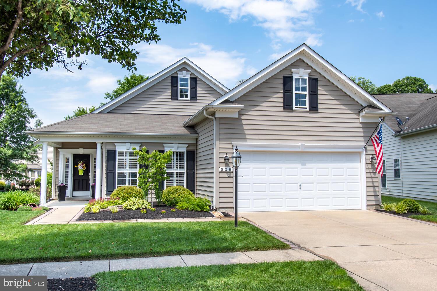 SYMPHONY VILLAGE AT CENTREVILLE - Residential