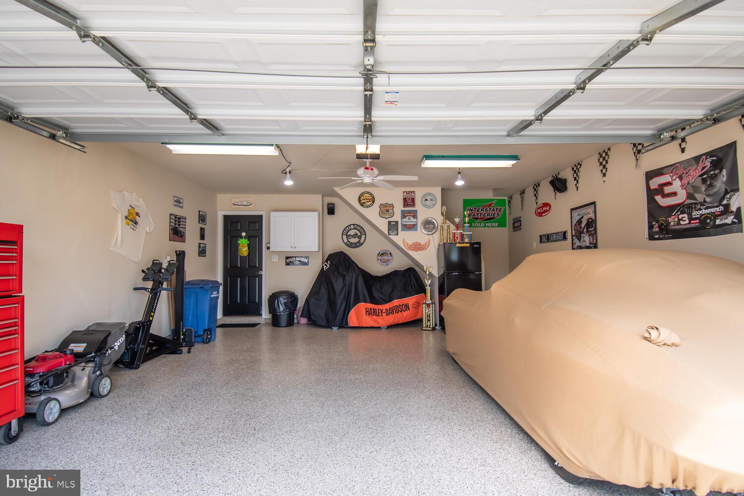 SYMPHONY VILLAGE AT CENTREVILLE - Residential