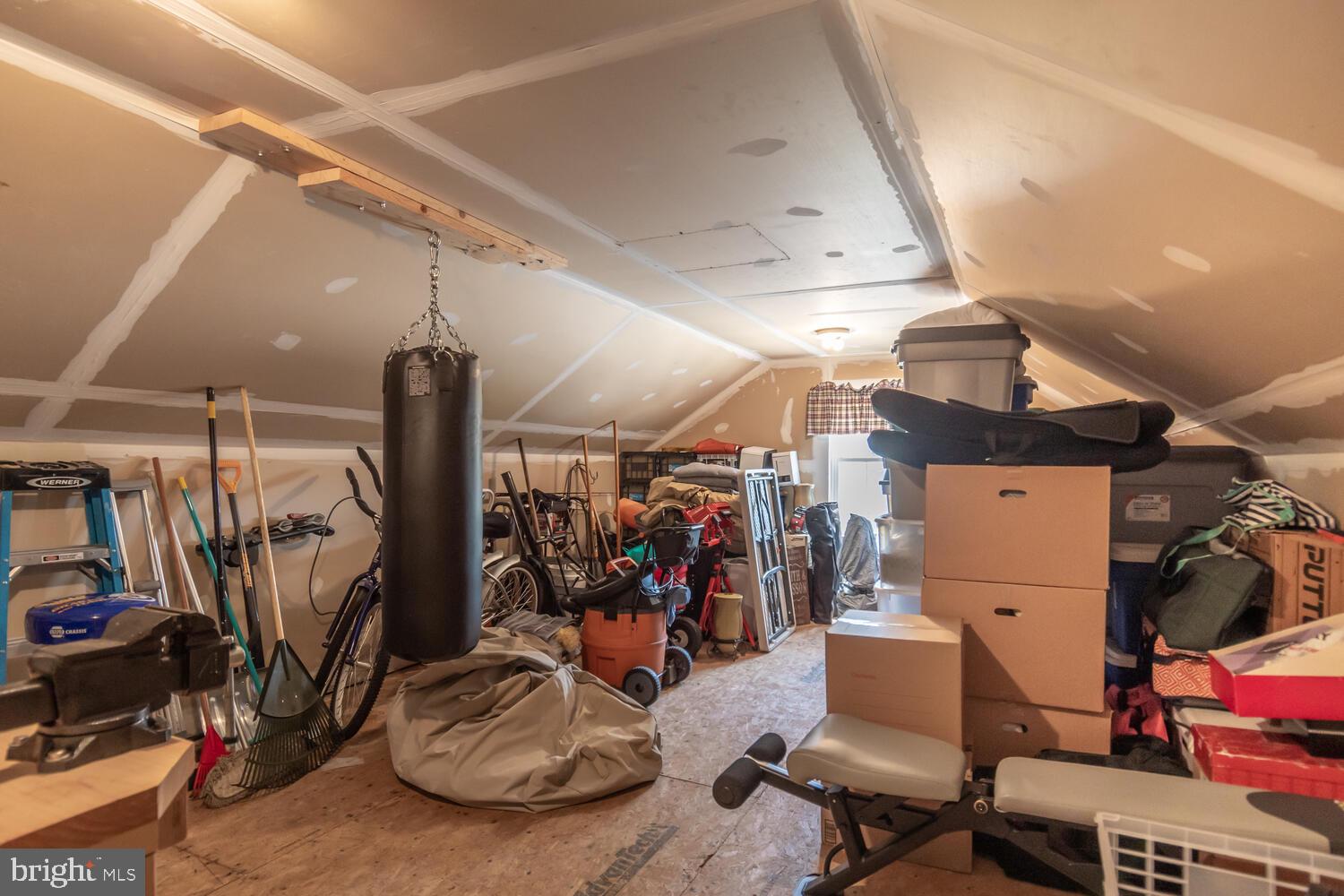 SYMPHONY VILLAGE AT CENTREVILLE - Residential