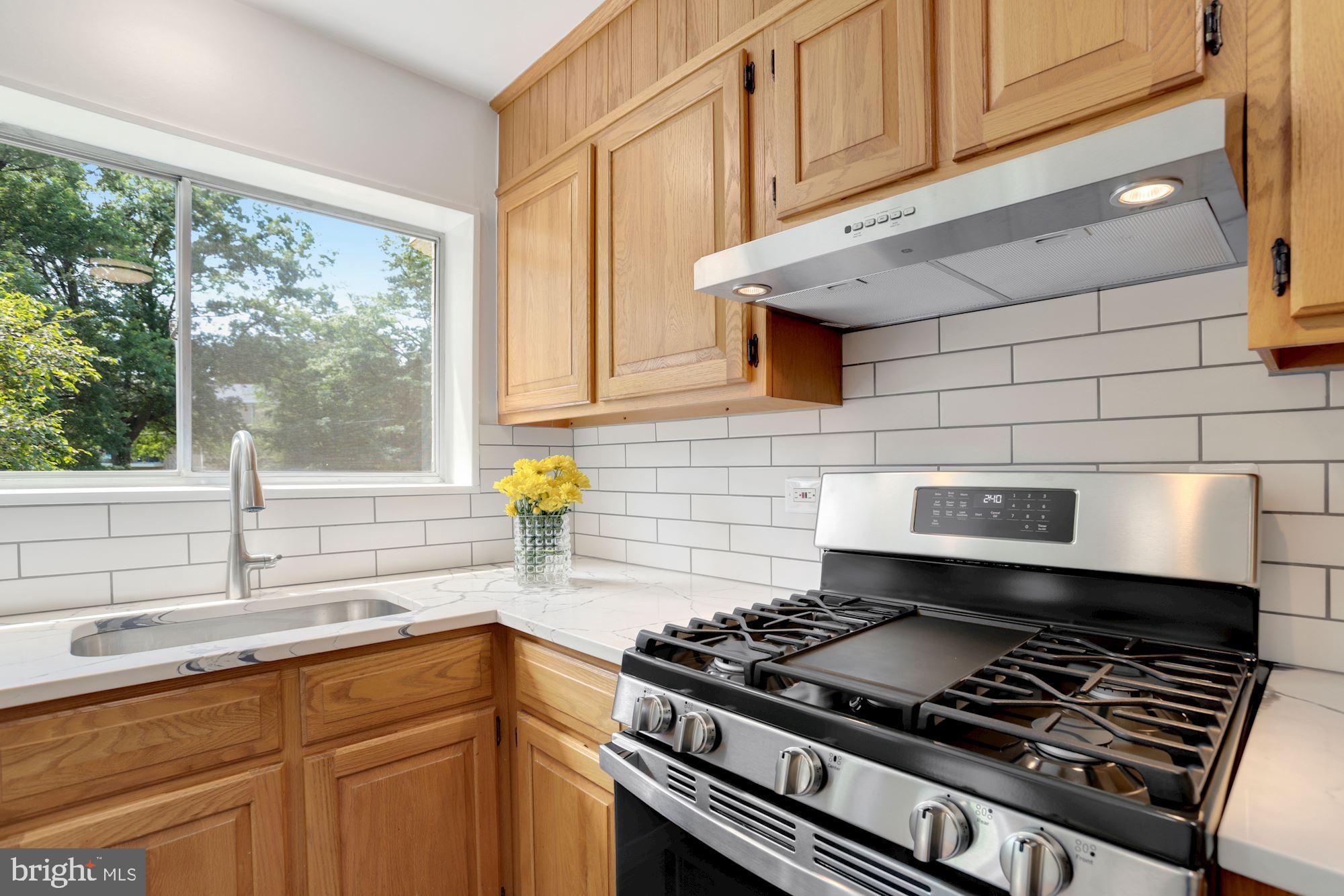 PARKSIDE CONDOMINIUMS - Residential