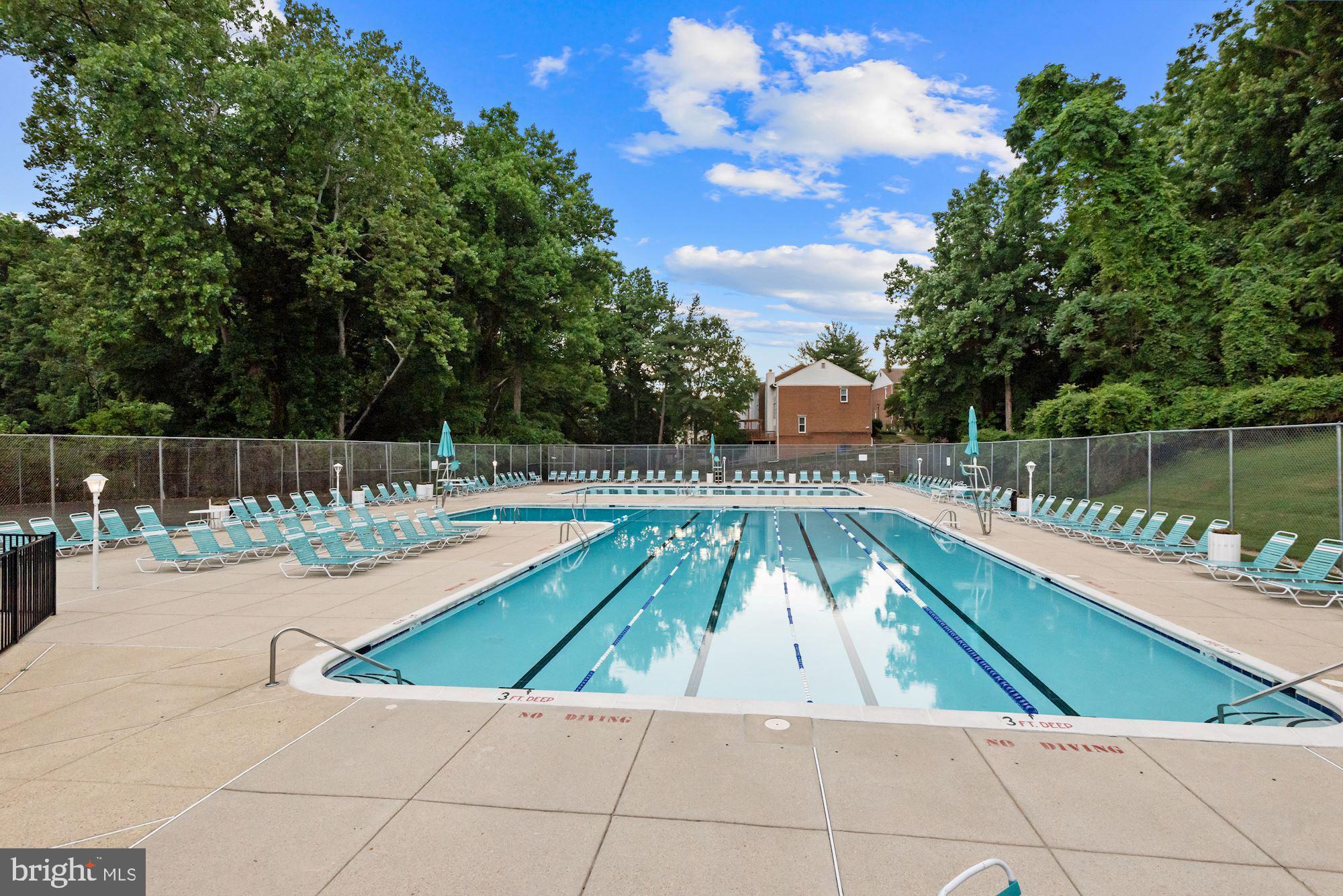 PARKSIDE CONDOMINIUMS - Residential