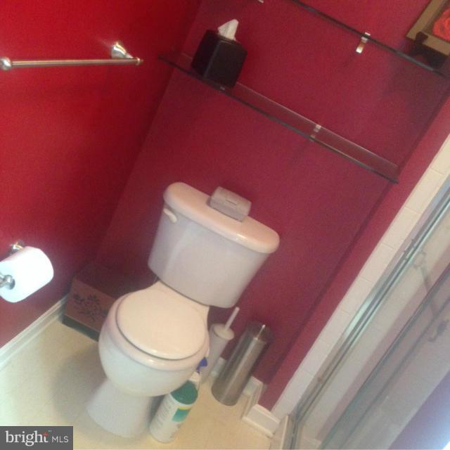 WESTBURY PUB - Residential