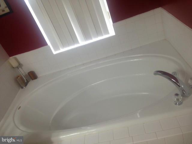 WESTBURY PUB - Residential