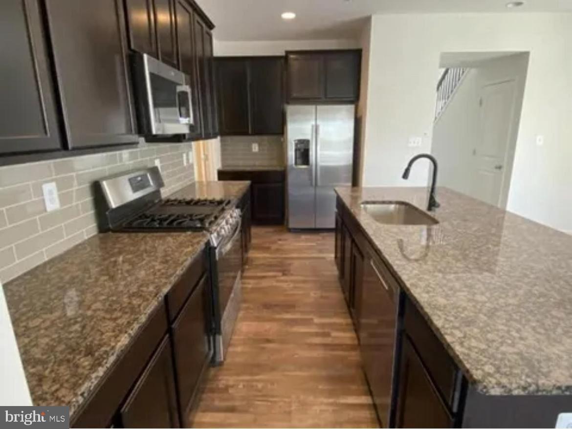 116 TRAILS WAY