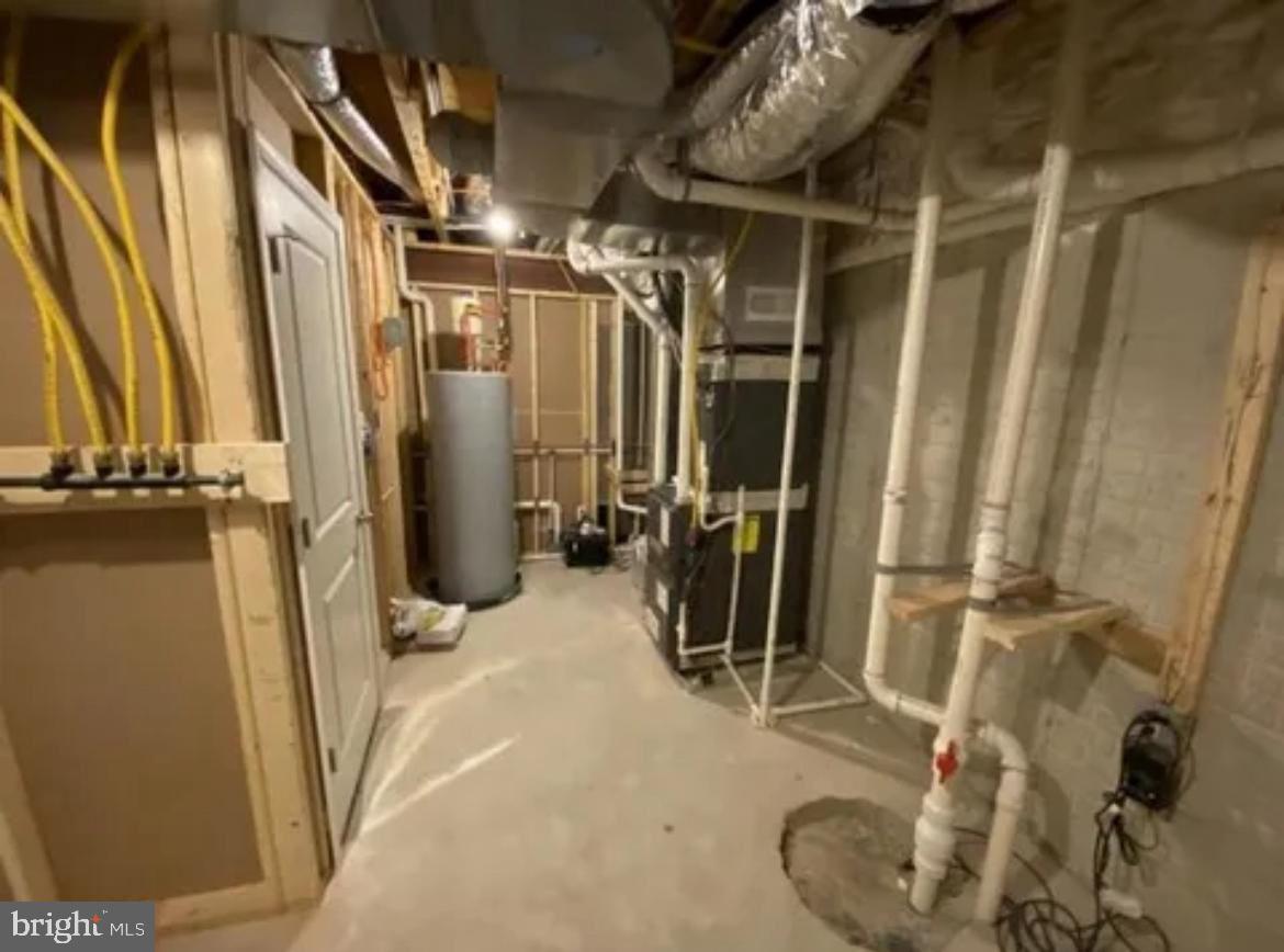 OLD TRAILS - Residential