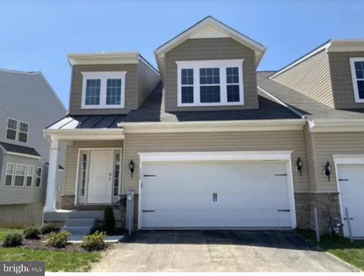 OLD TRAILS - Residential