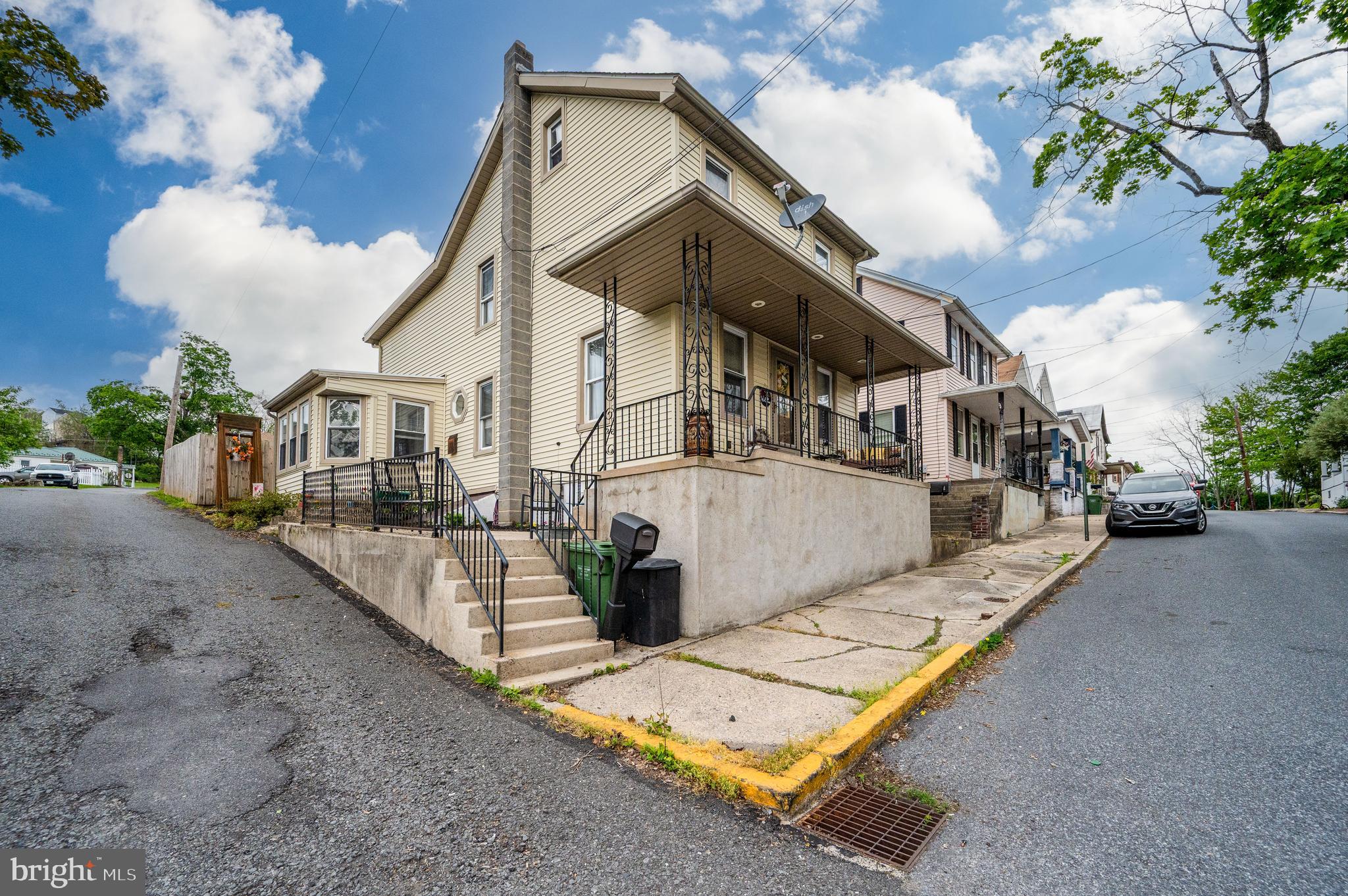 PINE GROVE - Residential