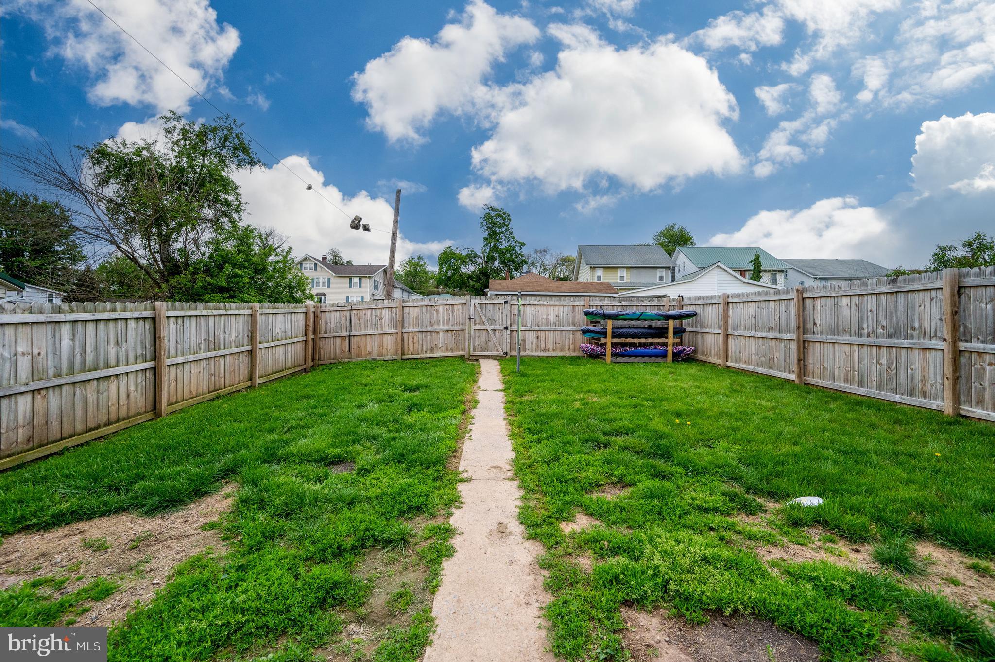 PINE GROVE - Residential