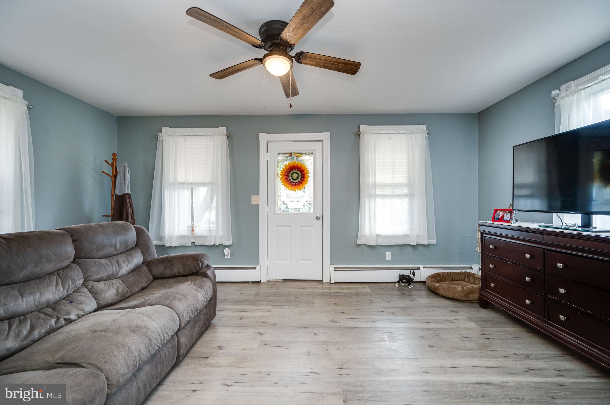 PINE GROVE - Residential