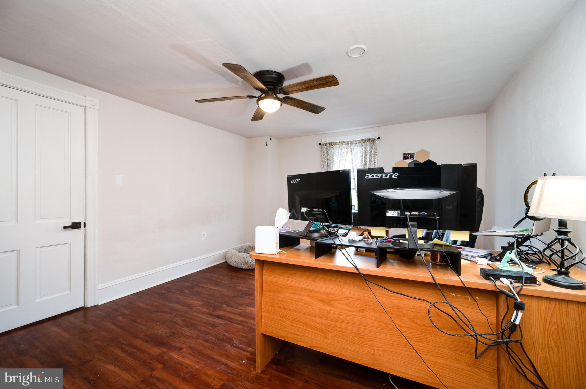 PINE GROVE - Residential