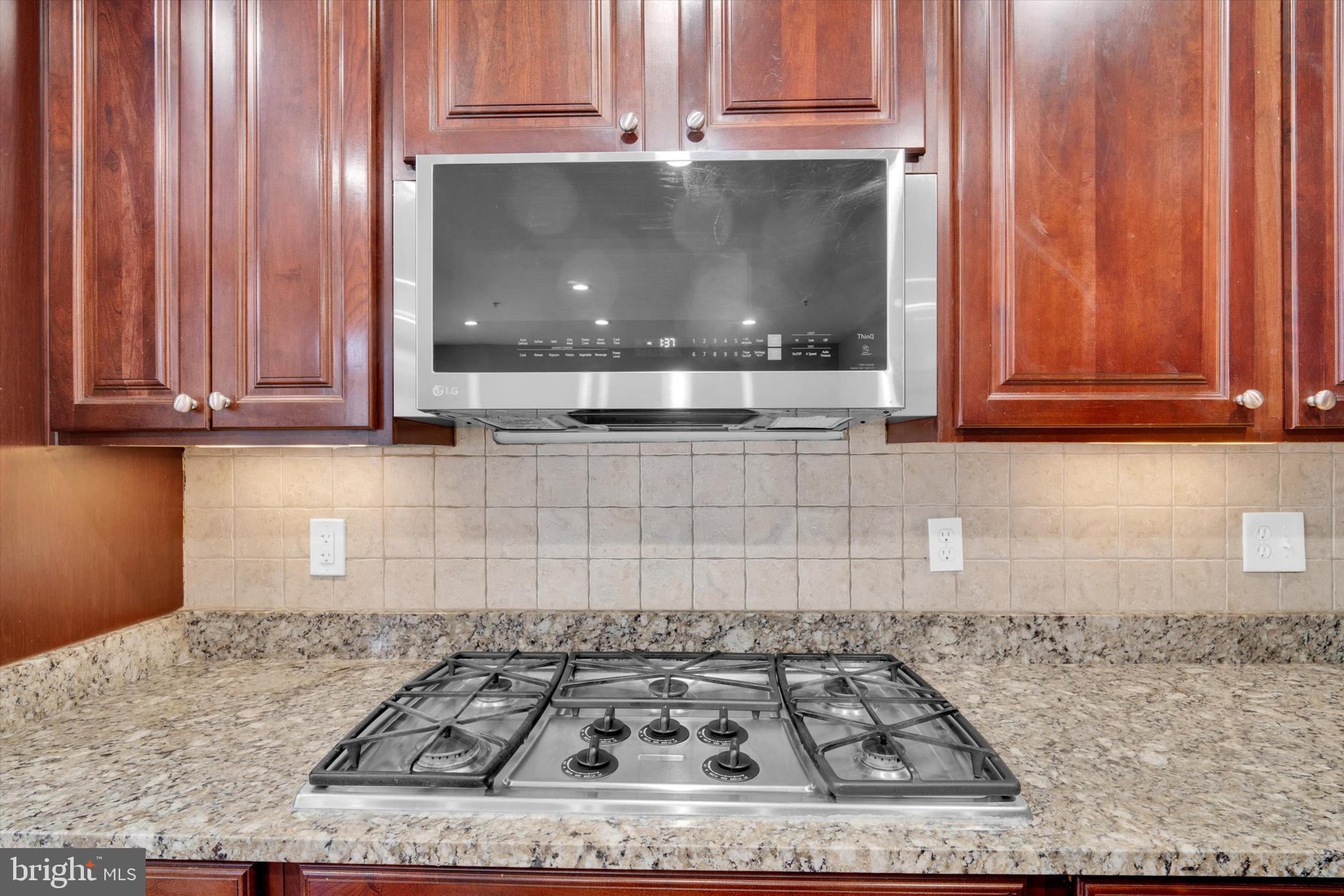 RESERVE AT TYSONS CORNER - Residential Lease