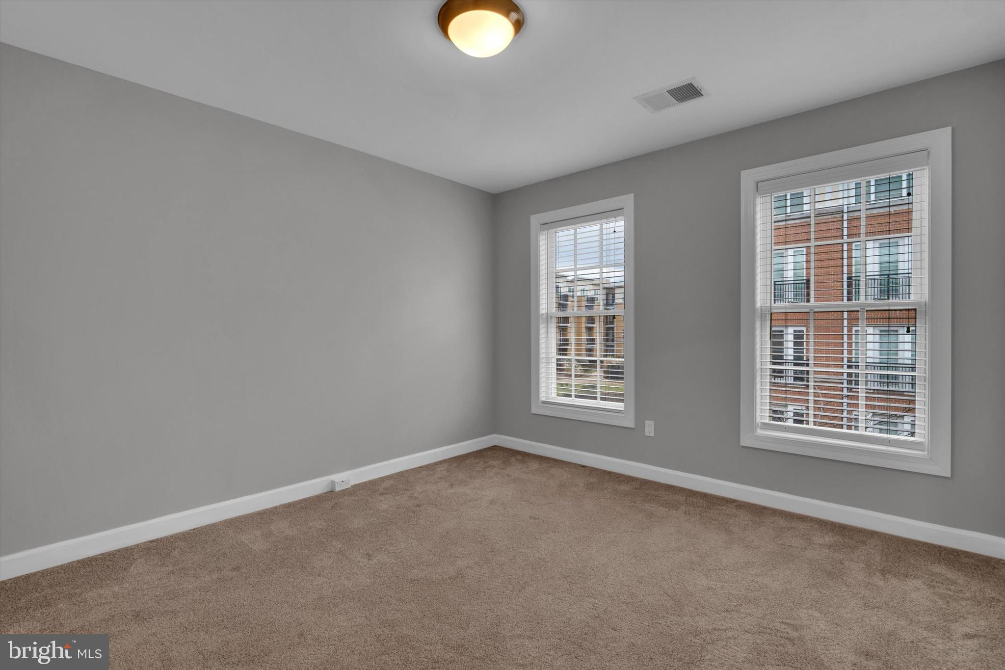 RESERVE AT TYSONS CORNER - Residential Lease