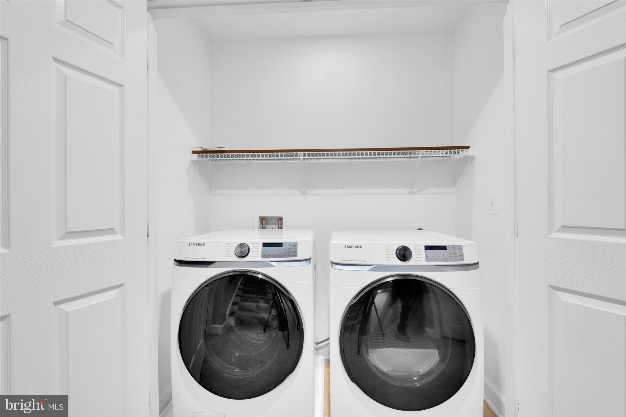 RESERVE AT TYSONS CORNER - Residential Lease