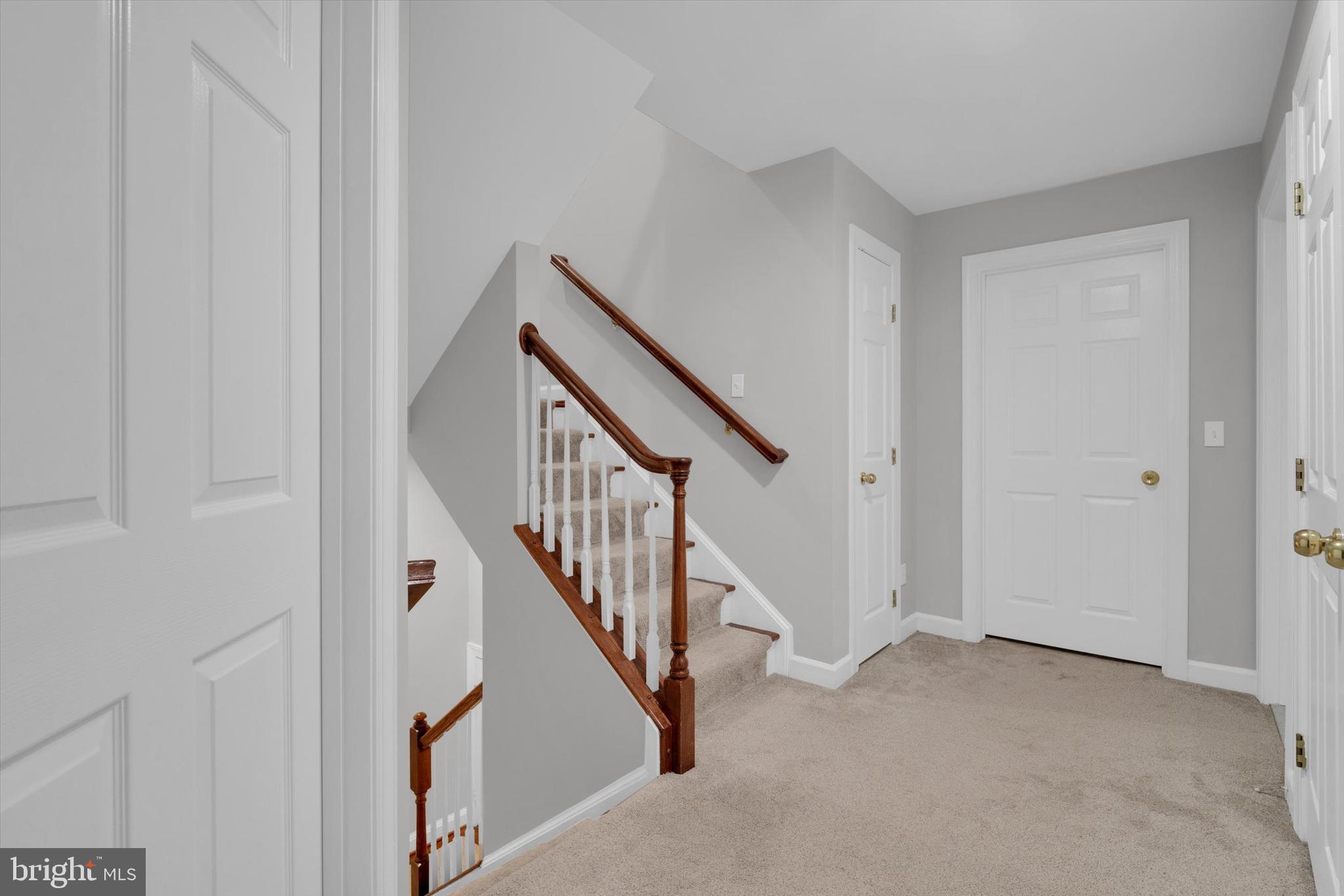 RESERVE AT TYSONS CORNER - Residential Lease