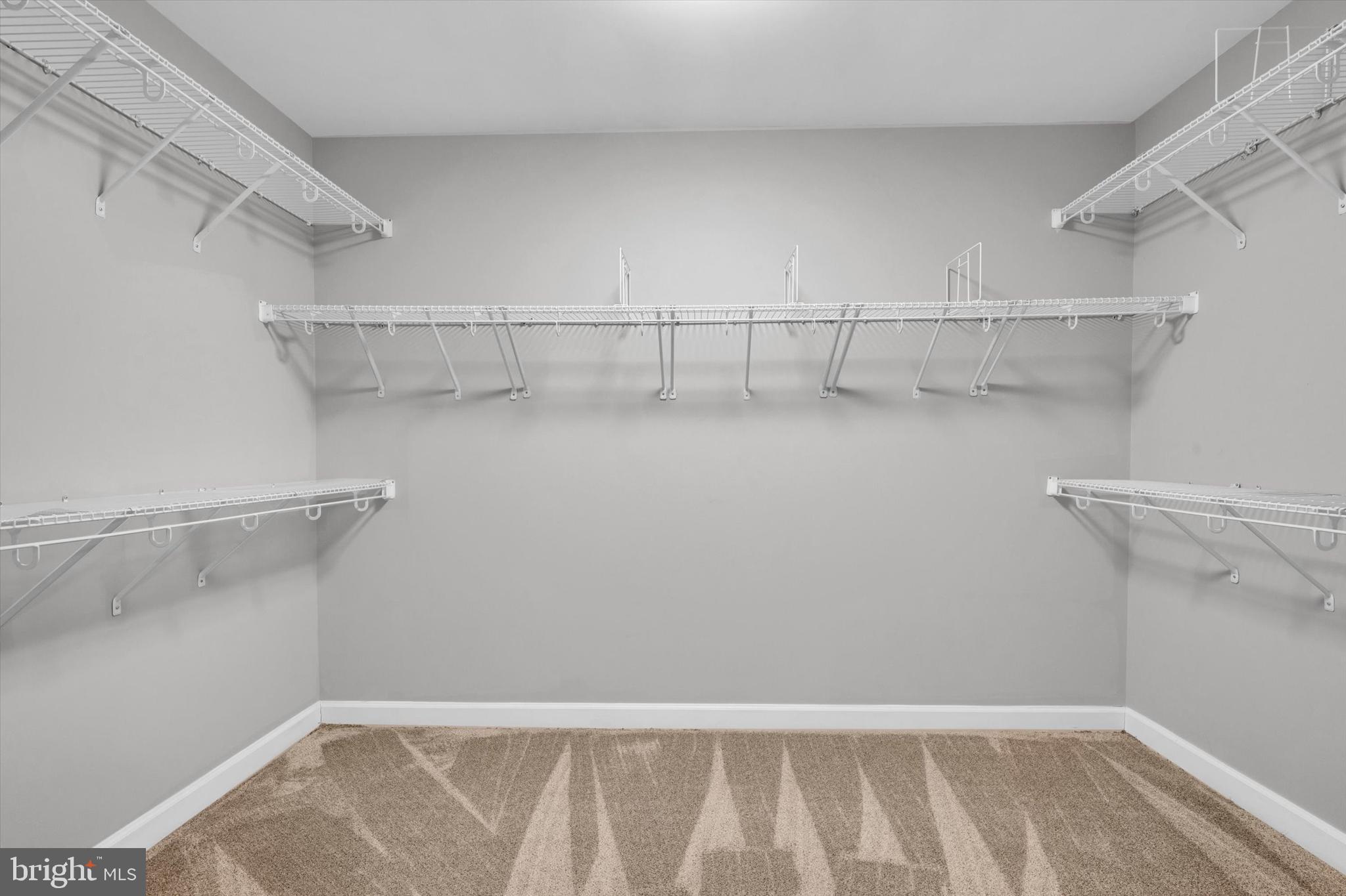 RESERVE AT TYSONS CORNER - Residential Lease