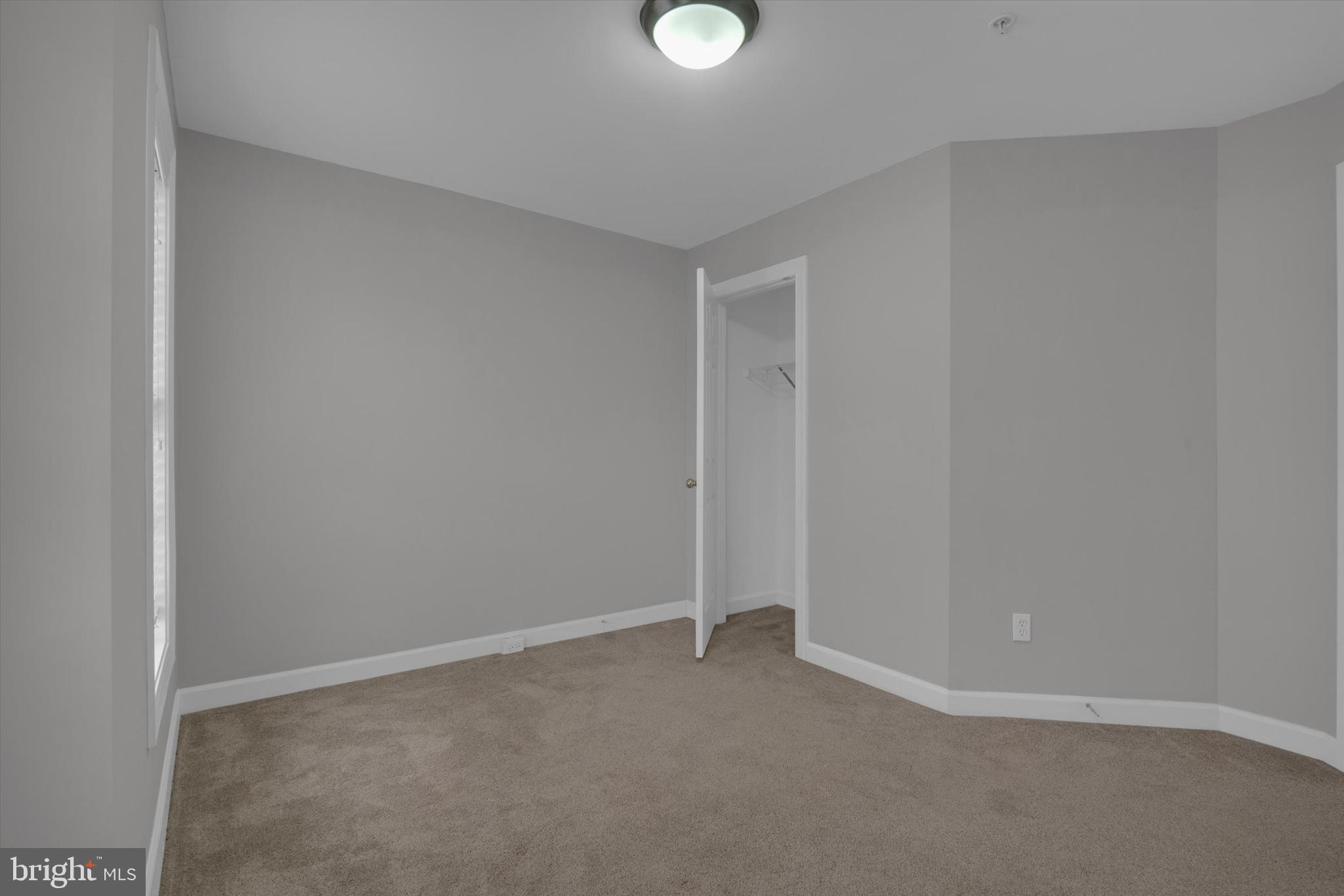 RESERVE AT TYSONS CORNER - Residential Lease