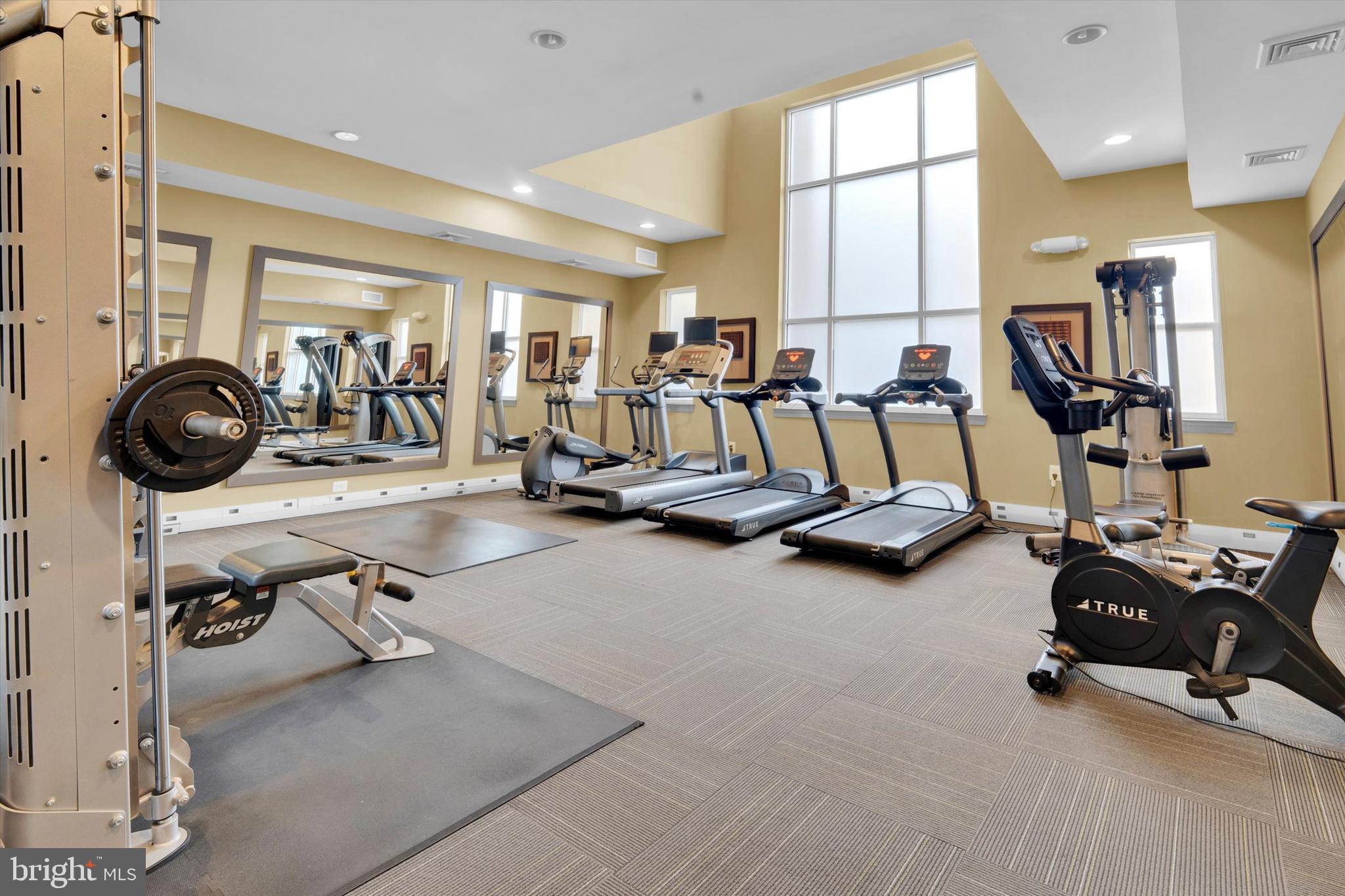 RESERVE AT TYSONS CORNER - Residential Lease