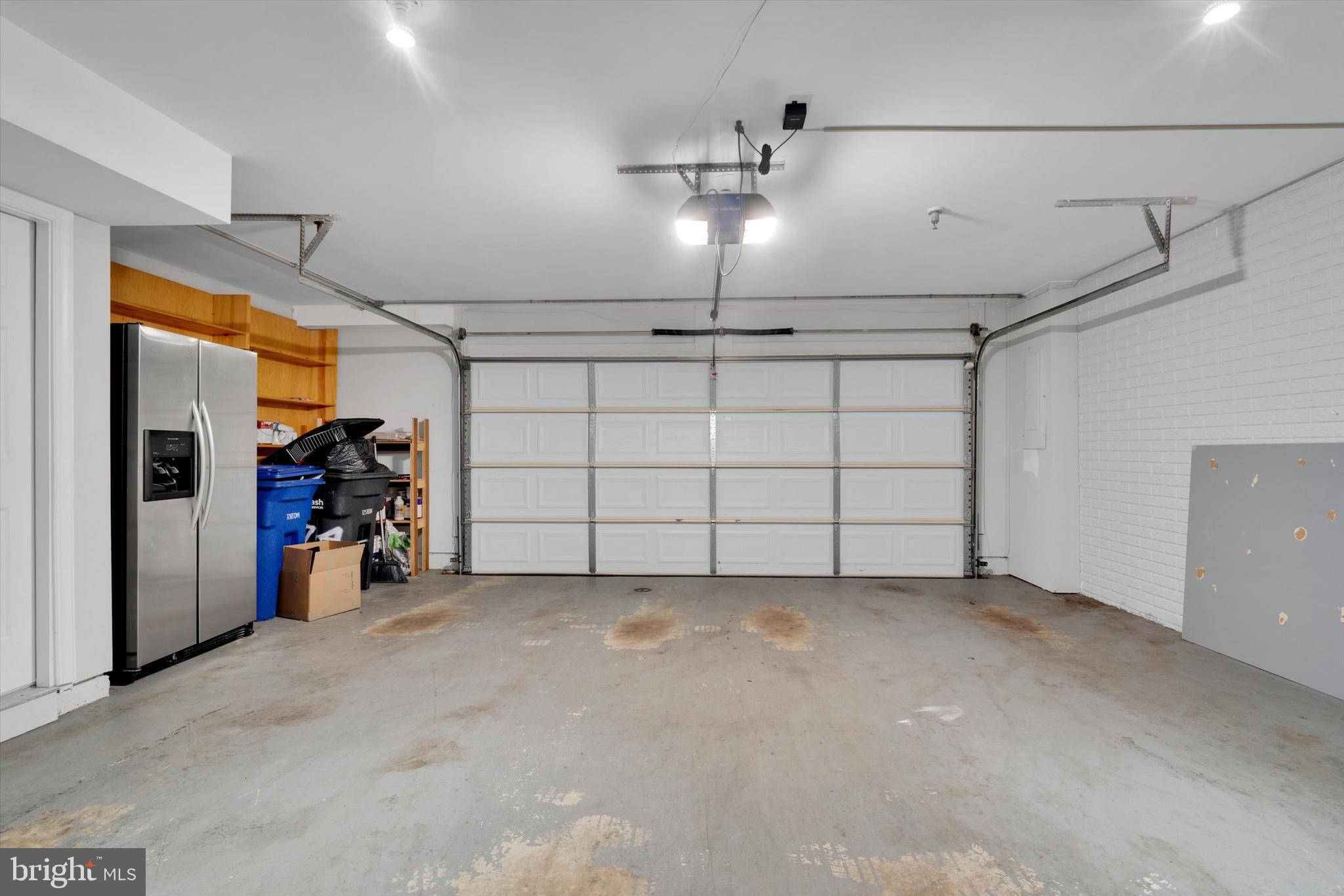 RESERVE AT TYSONS CORNER - Residential Lease