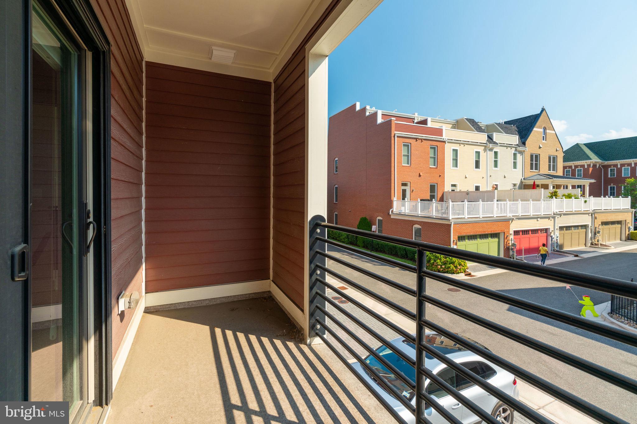 POTOMAC  YARDS - Residential Lease