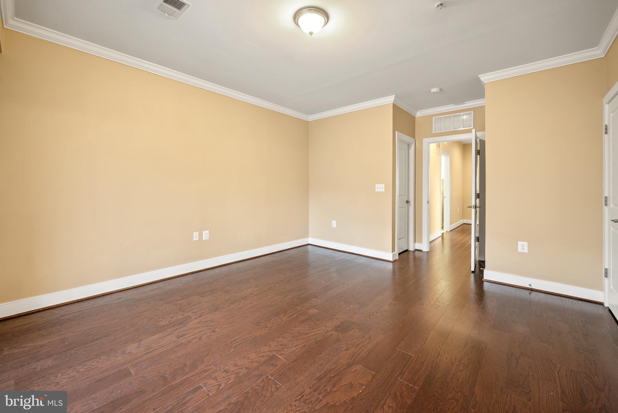 POTOMAC  YARDS - Residential Lease