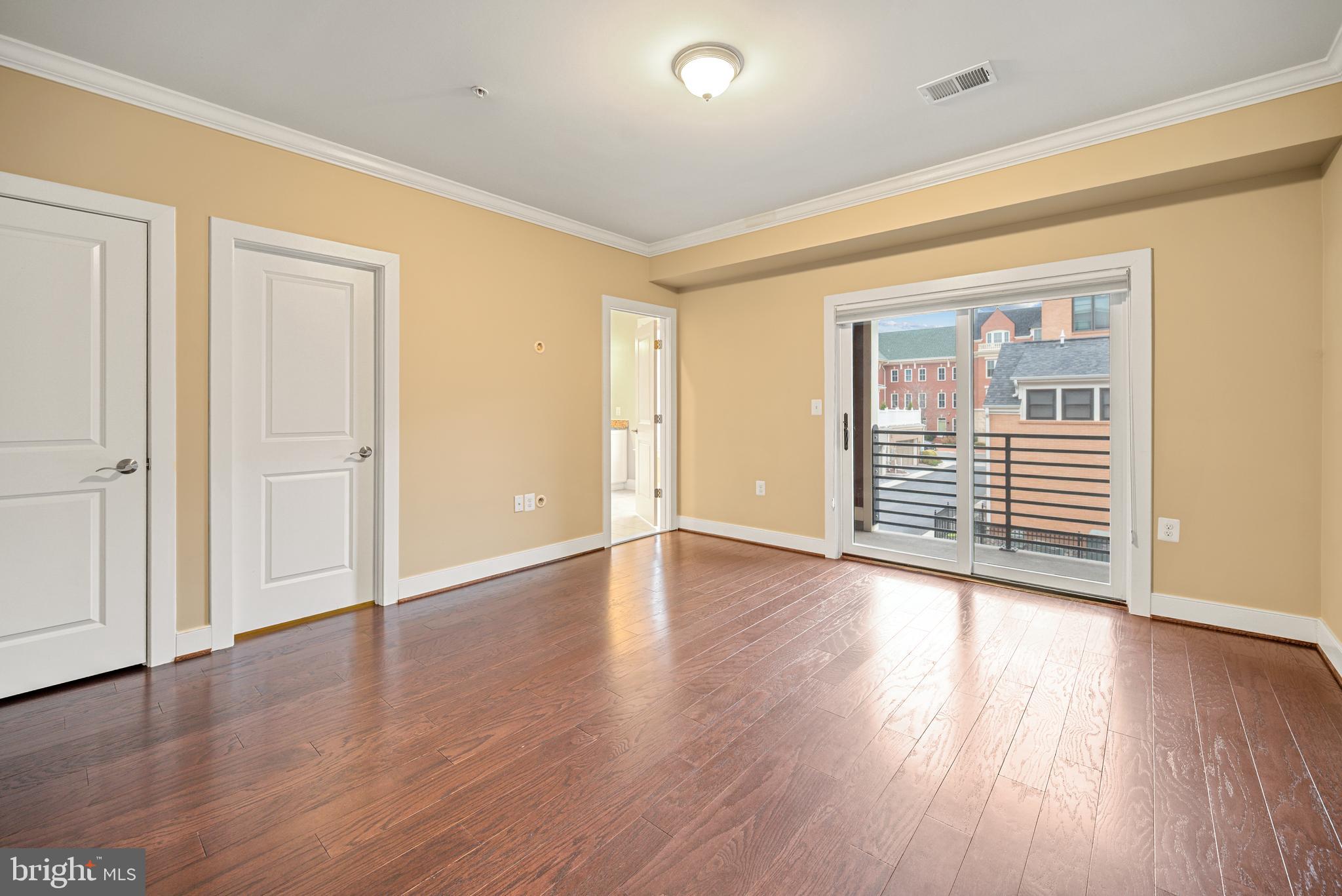 POTOMAC  YARDS - Residential Lease