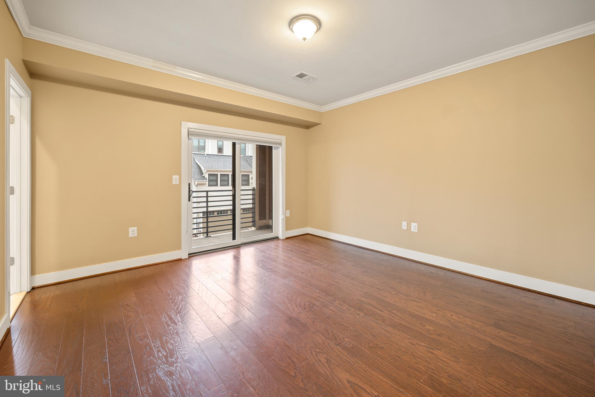 POTOMAC  YARDS - Residential Lease