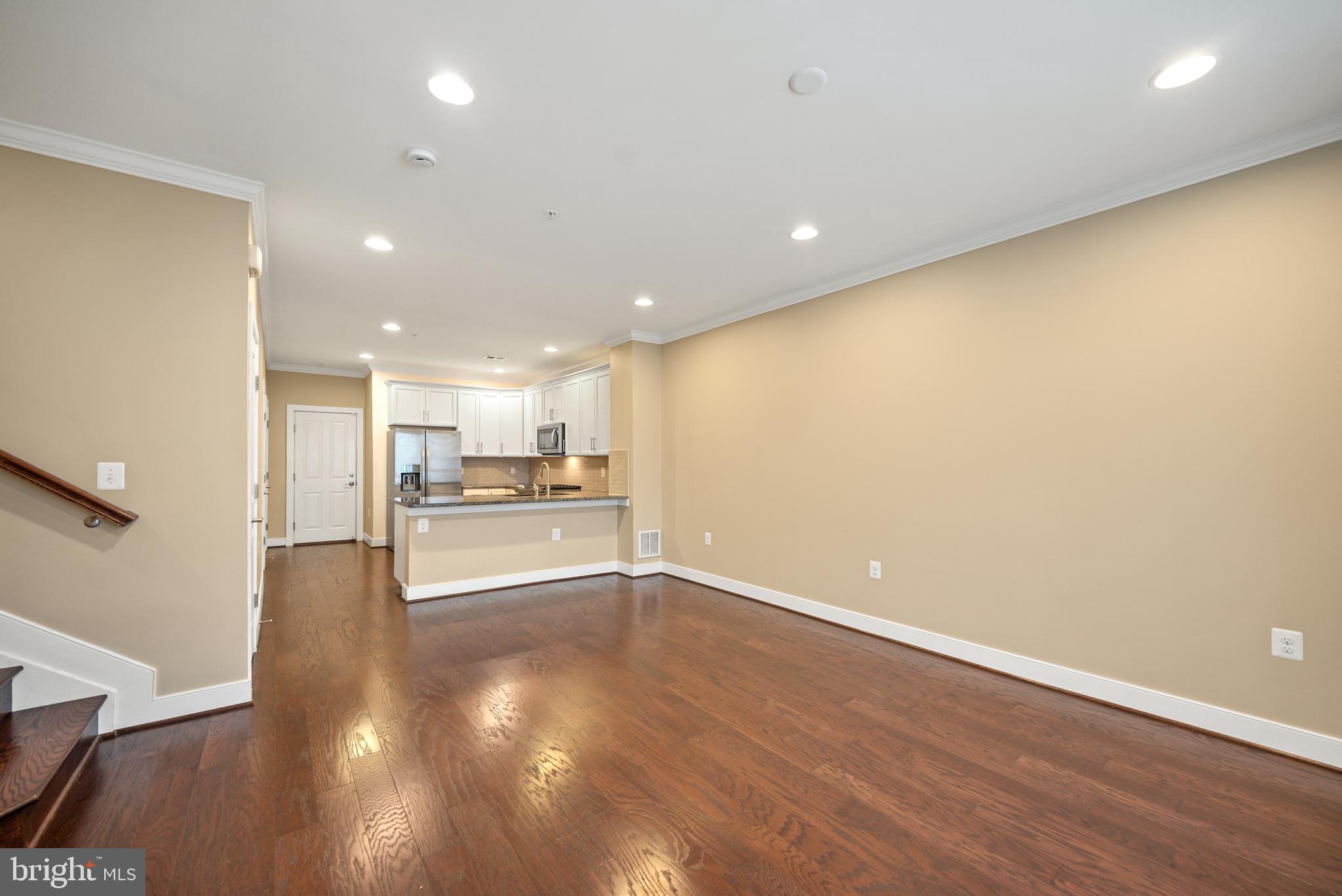 POTOMAC  YARDS - Residential Lease