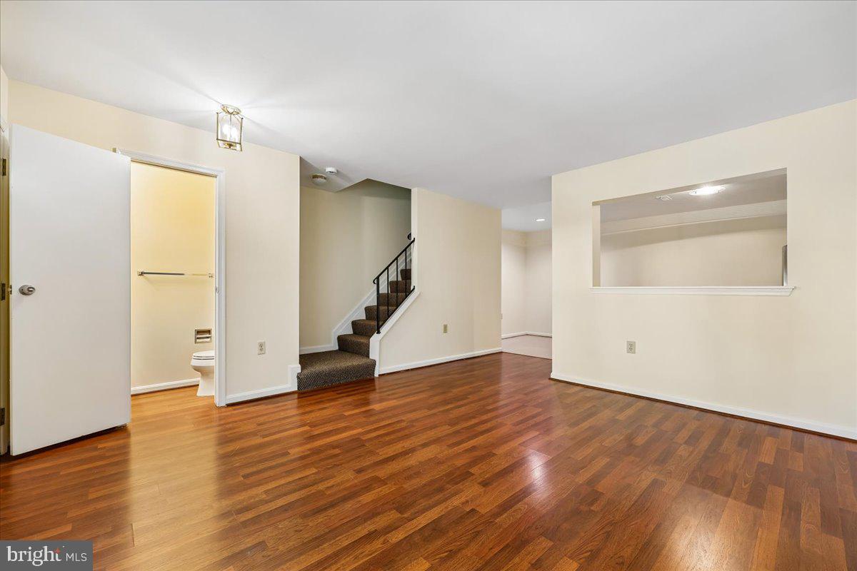 HOMELAND VILLAGE - Residential