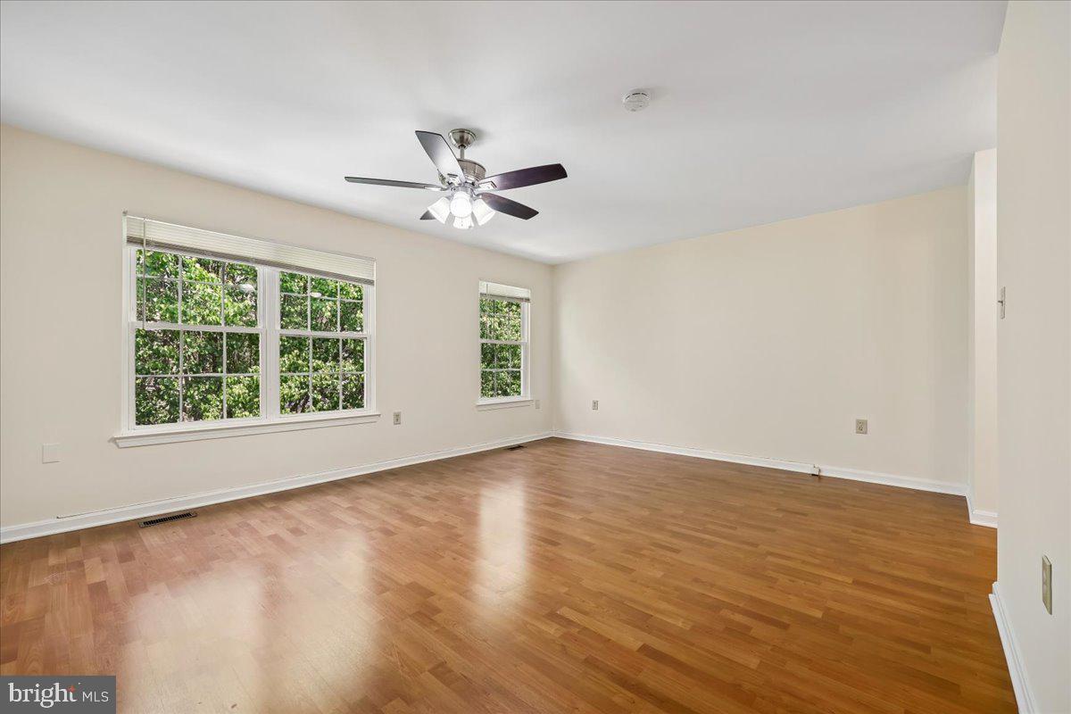 HOMELAND VILLAGE - Residential