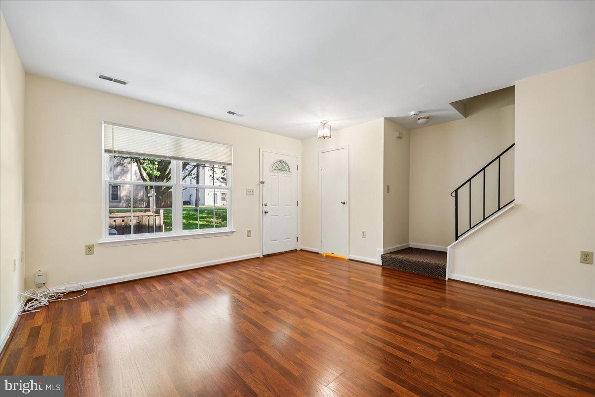 HOMELAND VILLAGE - Residential