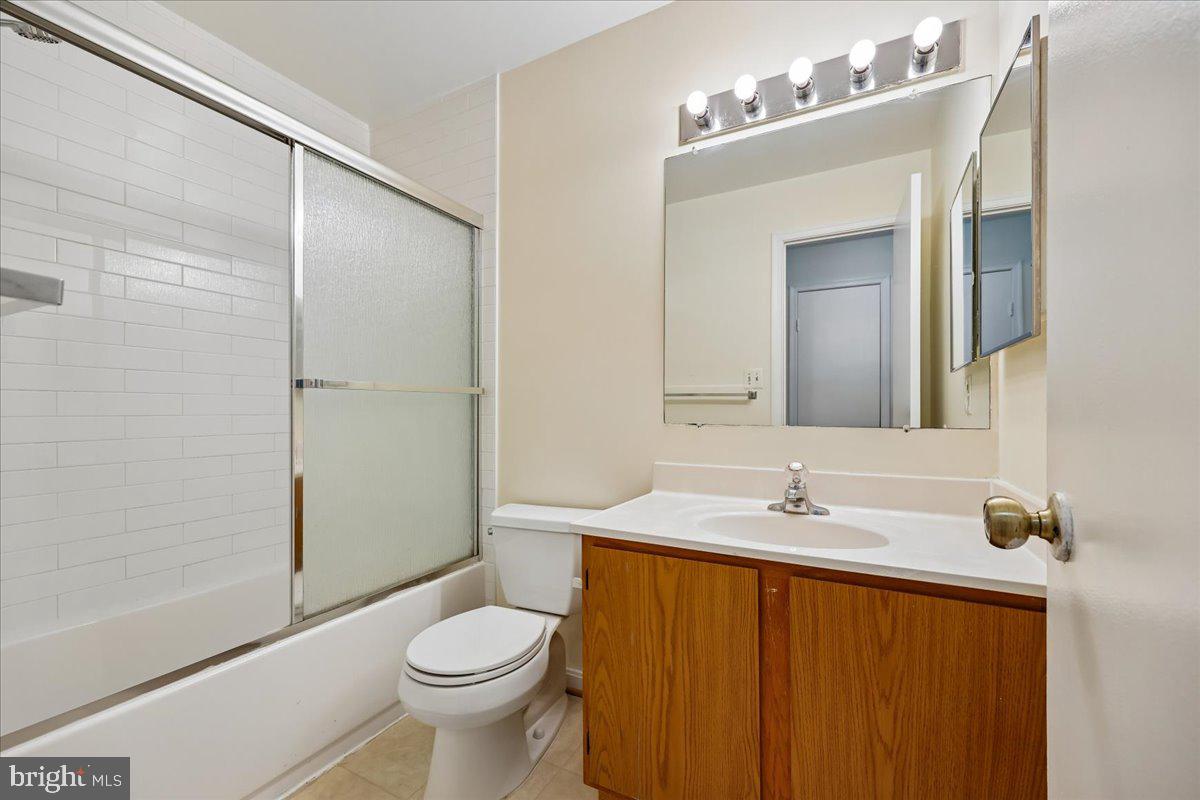 HOMELAND VILLAGE - Residential