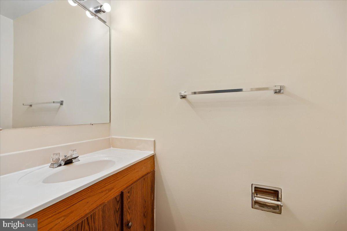 HOMELAND VILLAGE - Residential